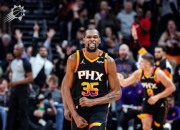 杜兰特复出首战，连续三场30+状态火爆，狂砍50分成为焦点！