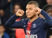 姆巴佩回归赛场，突破纪录首场状态亮眼，切尔西观众沸腾！